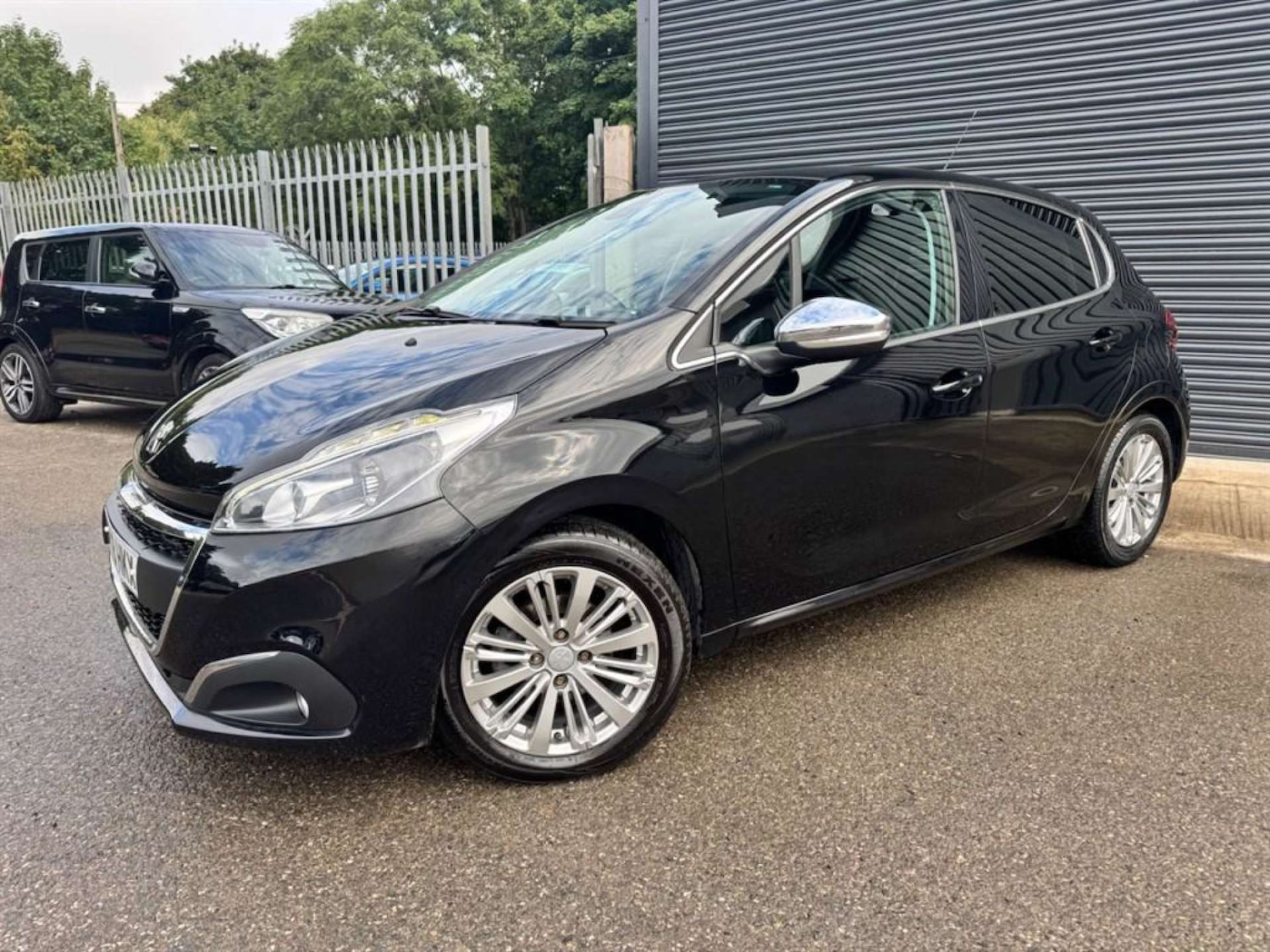 Used Peugeot 208 2018 for sale - 76476777: Photo 1