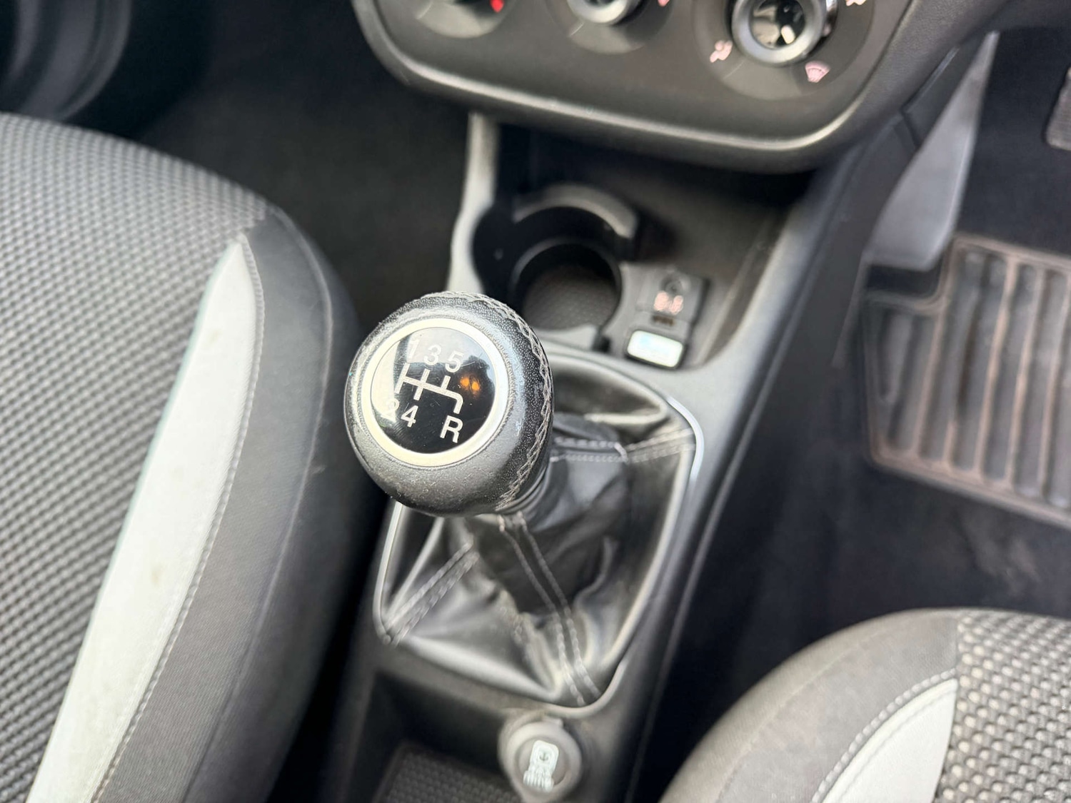 Used Fiat Punto 2013 for sale - 76829915: Photo 10