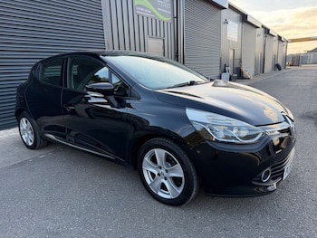 Used Renault Clio 2016 for sale - 76476775: Photo