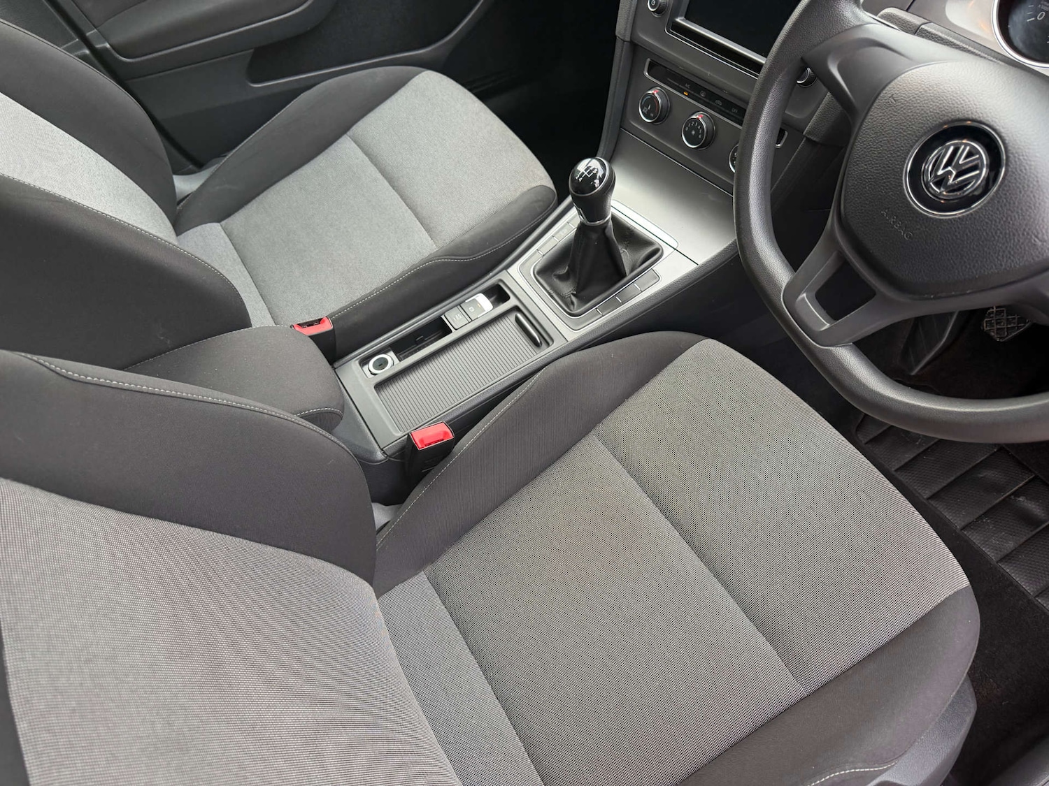 Used Volkswagen Golf 2015 for sale - 76476754: Photo 10