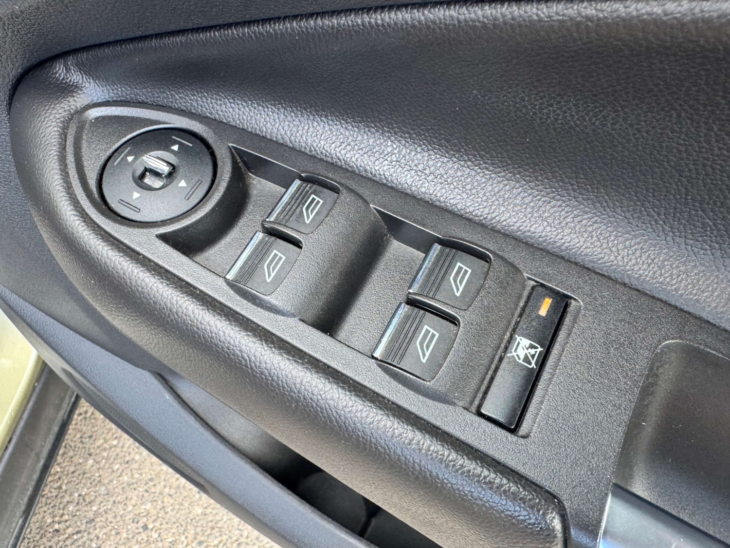 Used Ford Kuga 2014 for sale - 76476753: Photo 16