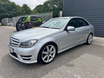 Used Mercedes-Benz C Class 2012 for sale - 76476760: Photo