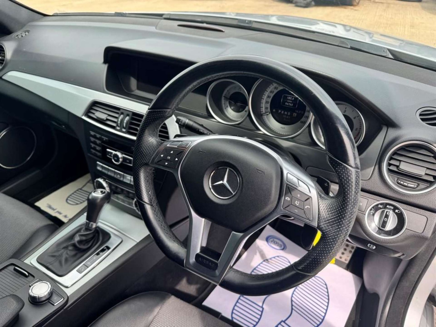 Used Mercedes-Benz C Class 2012 for sale - 76476760: Photo 6