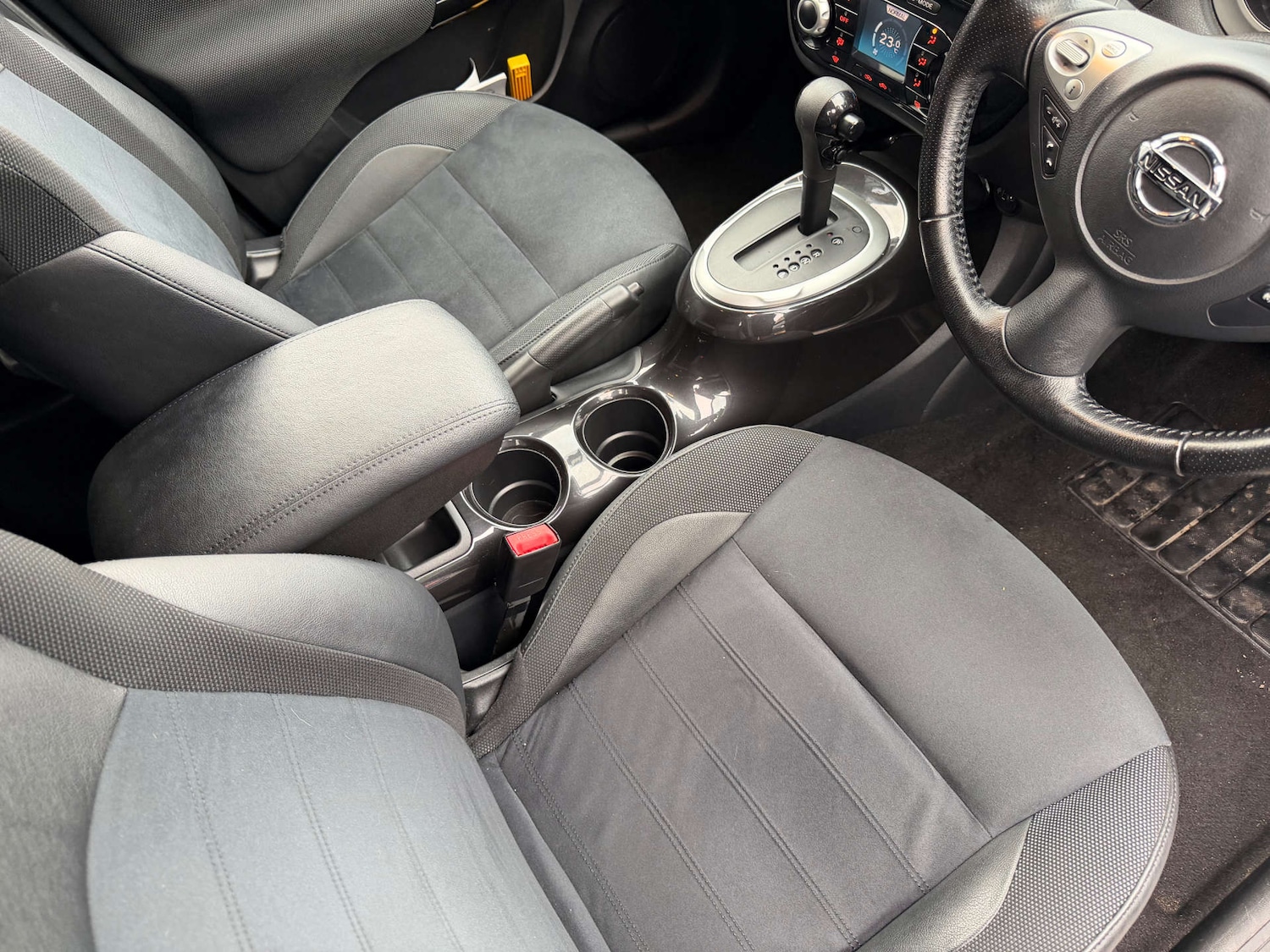 Used Nissan Juke 2017 for sale - 76520340: Photo 6