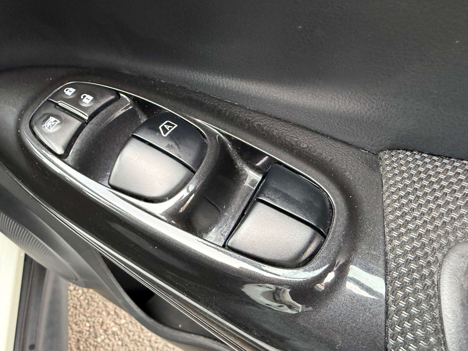 Used Nissan Juke 2017 for sale - 76520340: Photo 9