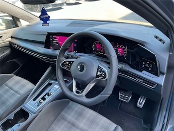 Used Volkswagen Golf 2021 for sale - 78702823: Photo