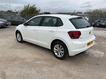 Used Volkswagen Polo 2018 for sale - 78297277: Photo