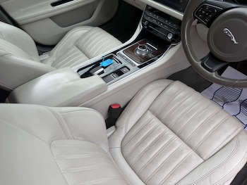Used Jaguar XF 2015 for sale - 78468971: Photo