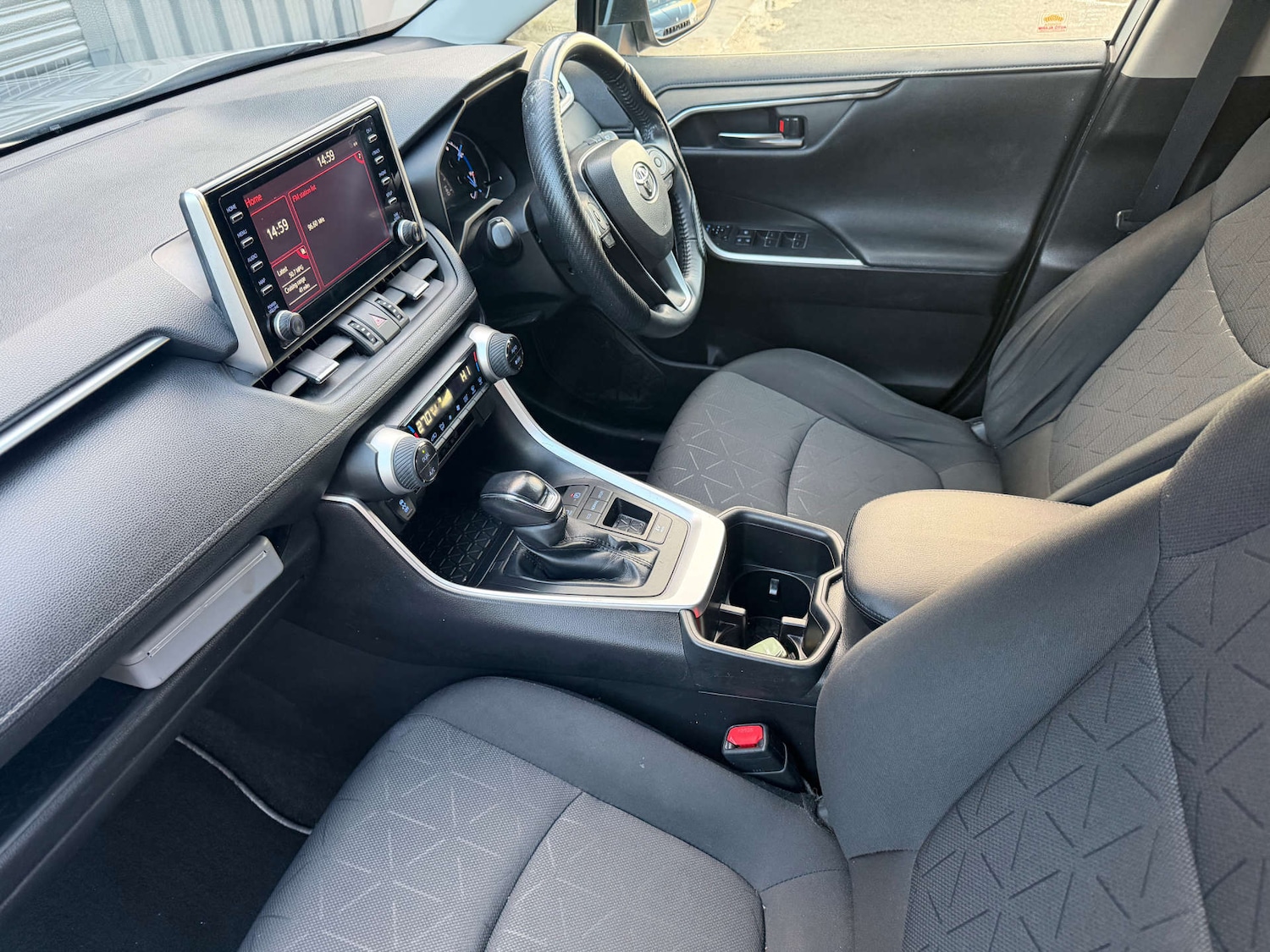 Used Toyota RAV4 2022 for sale - 76948207: Photo 11