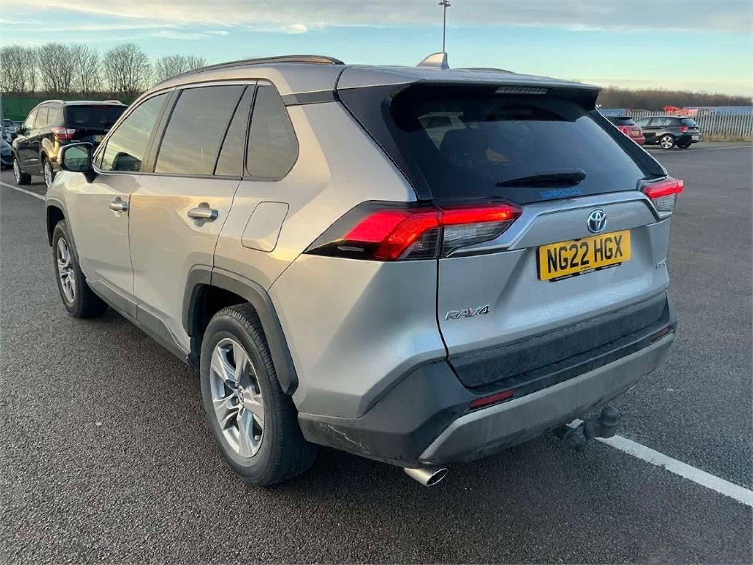 Used Toyota RAV4 2022 for sale - 76948207: Photo 3