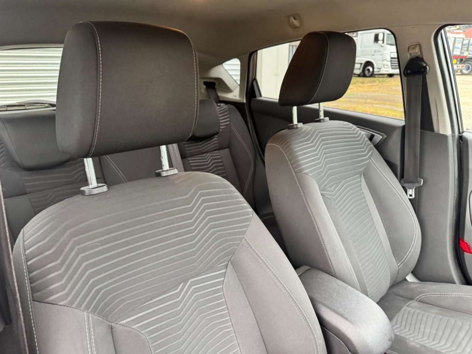 Used Ford Fiesta 2013 for sale - 76476740: Photo 12