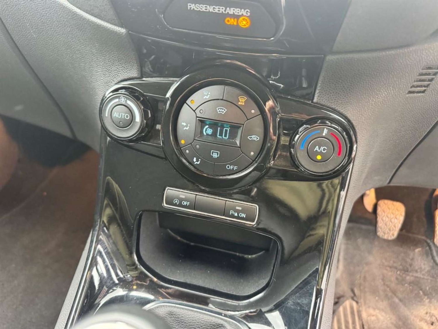 Used Ford Fiesta 2013 for sale - 76476740: Photo 17