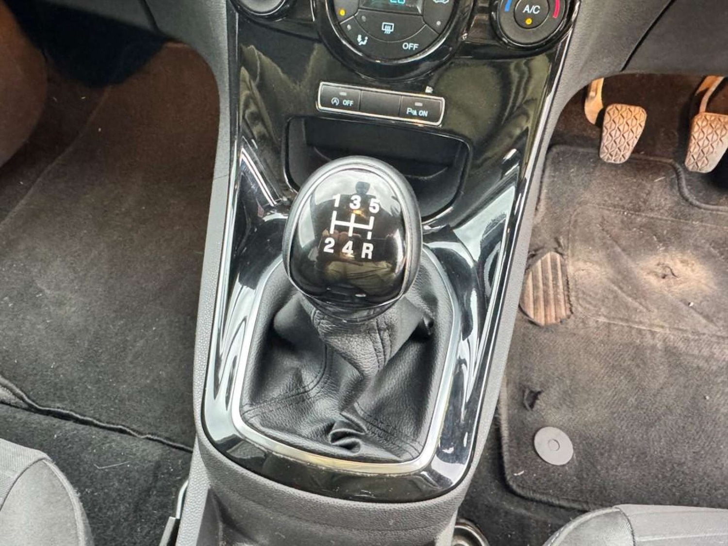 Used Ford Fiesta 2013 for sale - 76476740: Photo 18