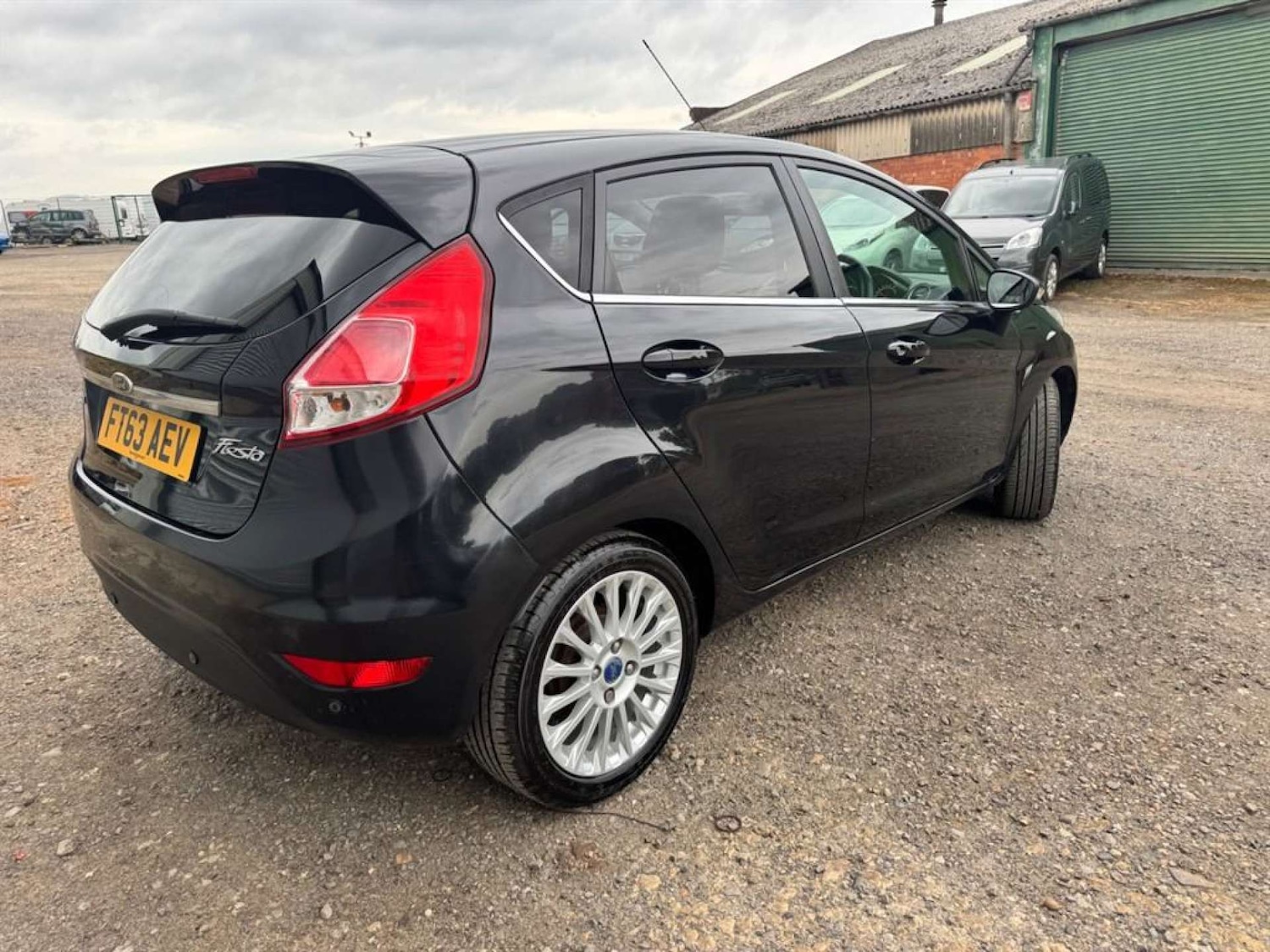 Used Ford Fiesta 2013 for sale - 76476740: Photo 7