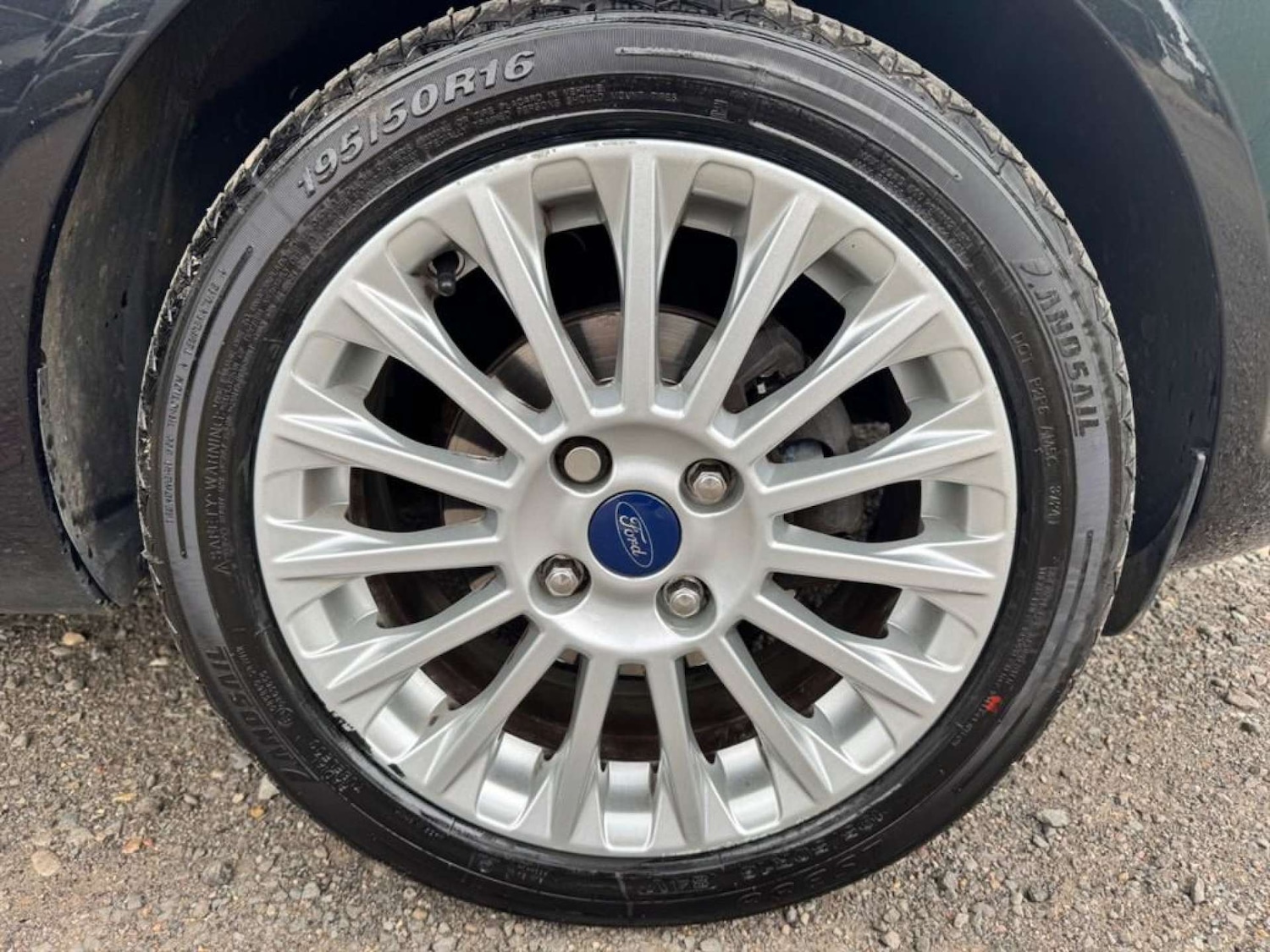 Used Ford Fiesta 2013 for sale - 76476740: Photo 9