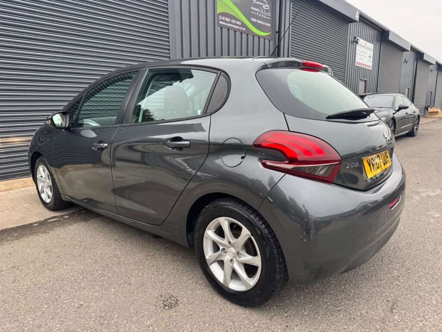 Used Peugeot 208 2017 for sale - 76476746: Photo 10