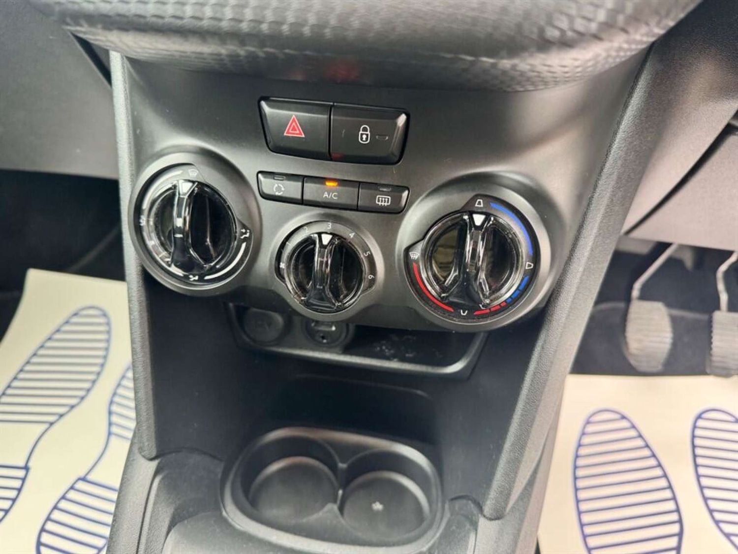 Used Peugeot 208 2017 for sale - 76476746: Photo 16