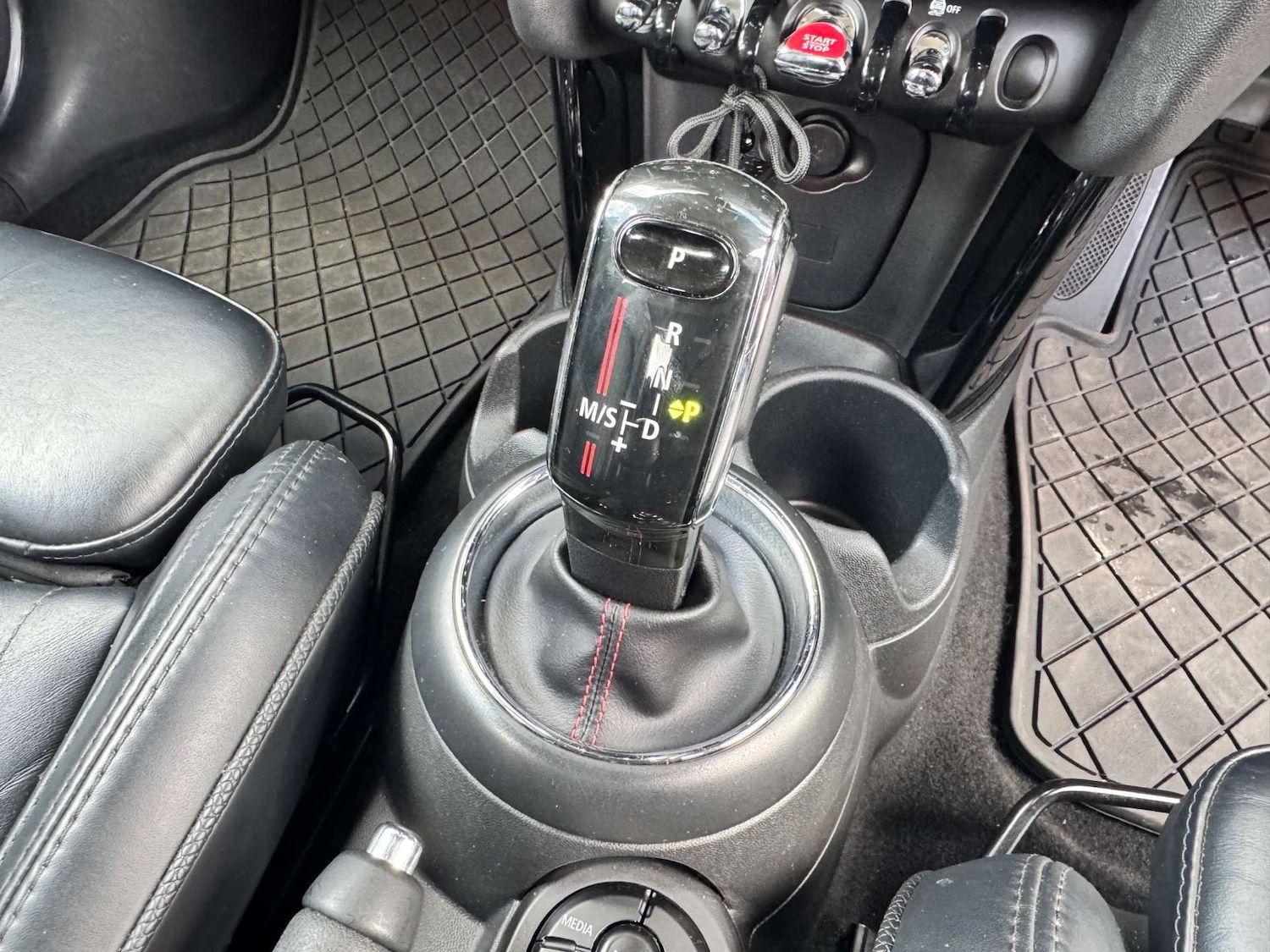 Used MINI Hatch 2019 for sale - 76476739: Photo 16