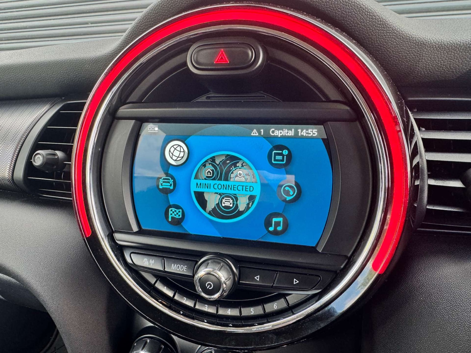 Used MINI Hatch 2019 for sale - 76476739: Photo 17