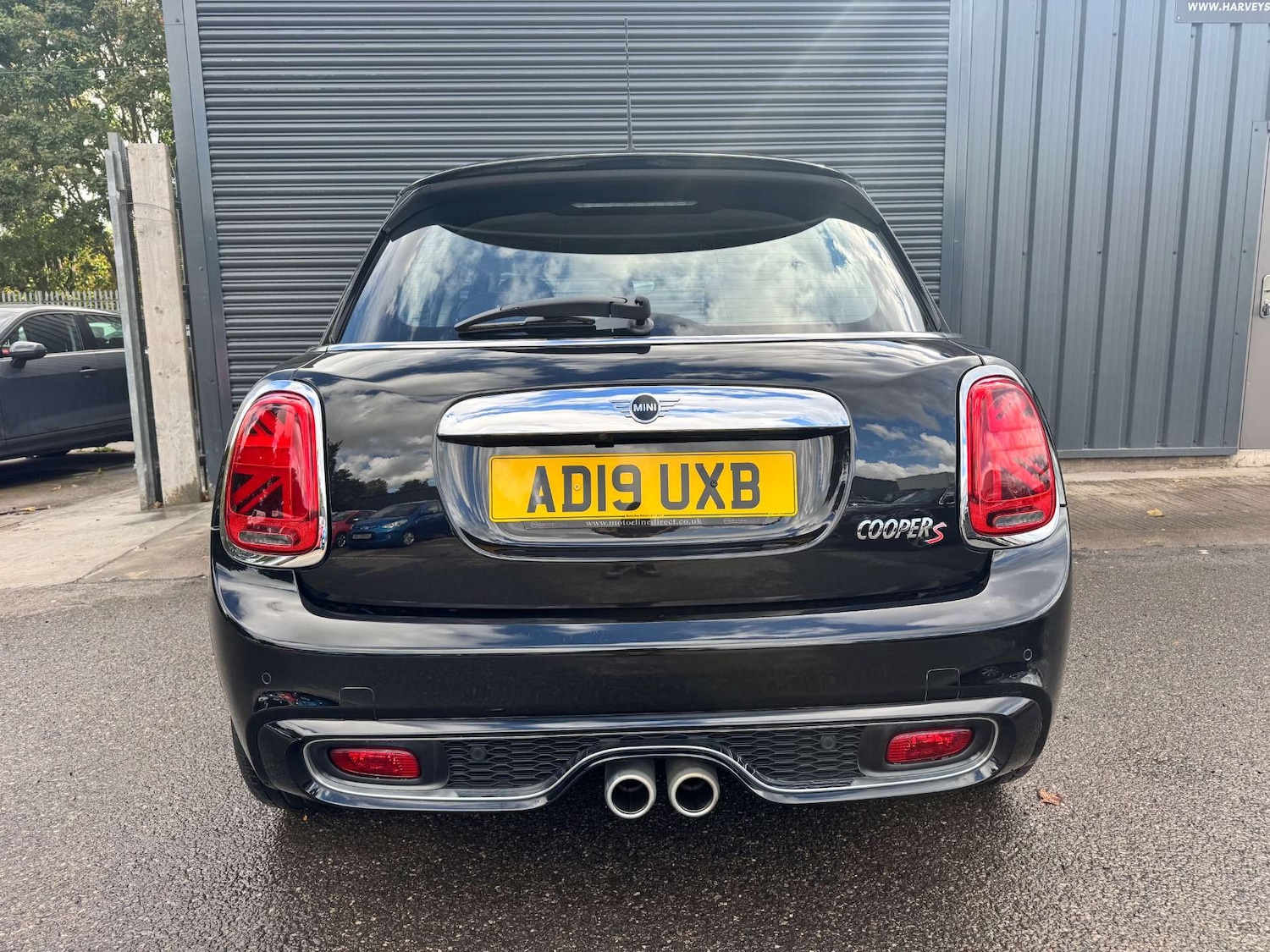 Used MINI Hatch 2019 for sale - 76476739: Photo 2