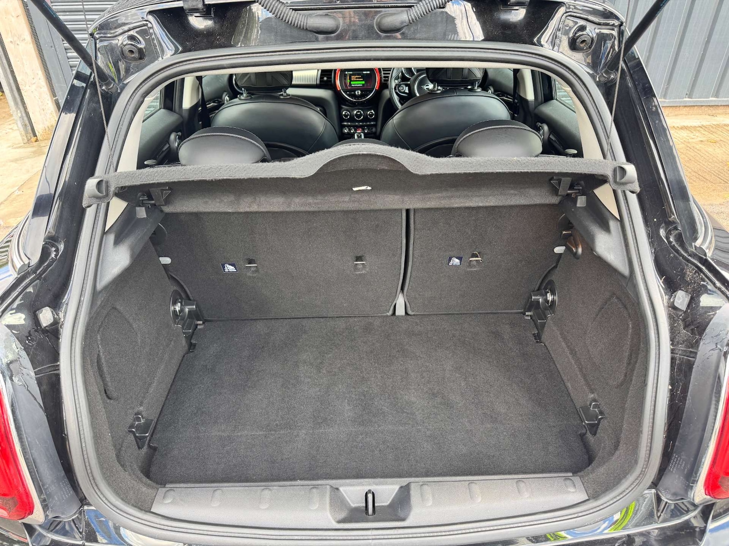 Used MINI Hatch 2019 for sale - 76476739: Photo 22