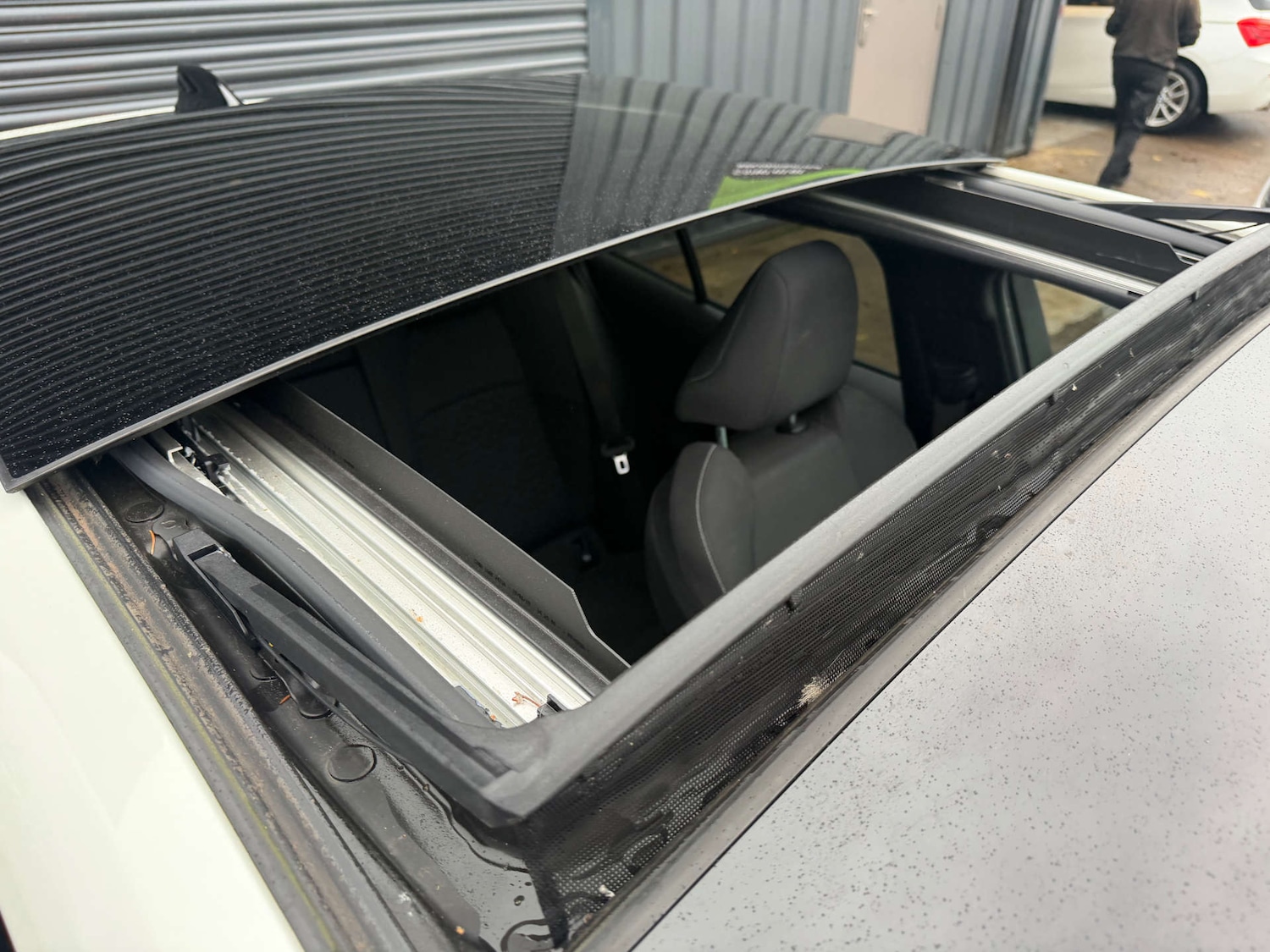 Used Toyota Corolla 2019 for sale - 76556013: Photo 12