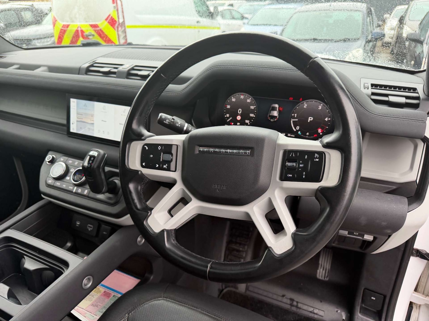 Used Land Rover Defender 2022 for sale - 77690663: Photo 10