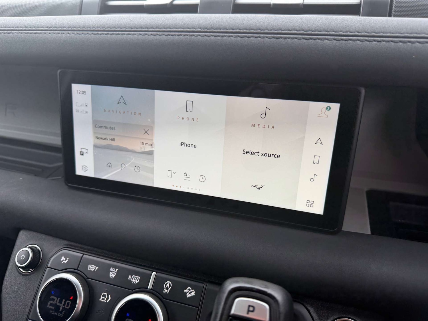 Used Land Rover Defender 2022 for sale - 77690663: Photo 11