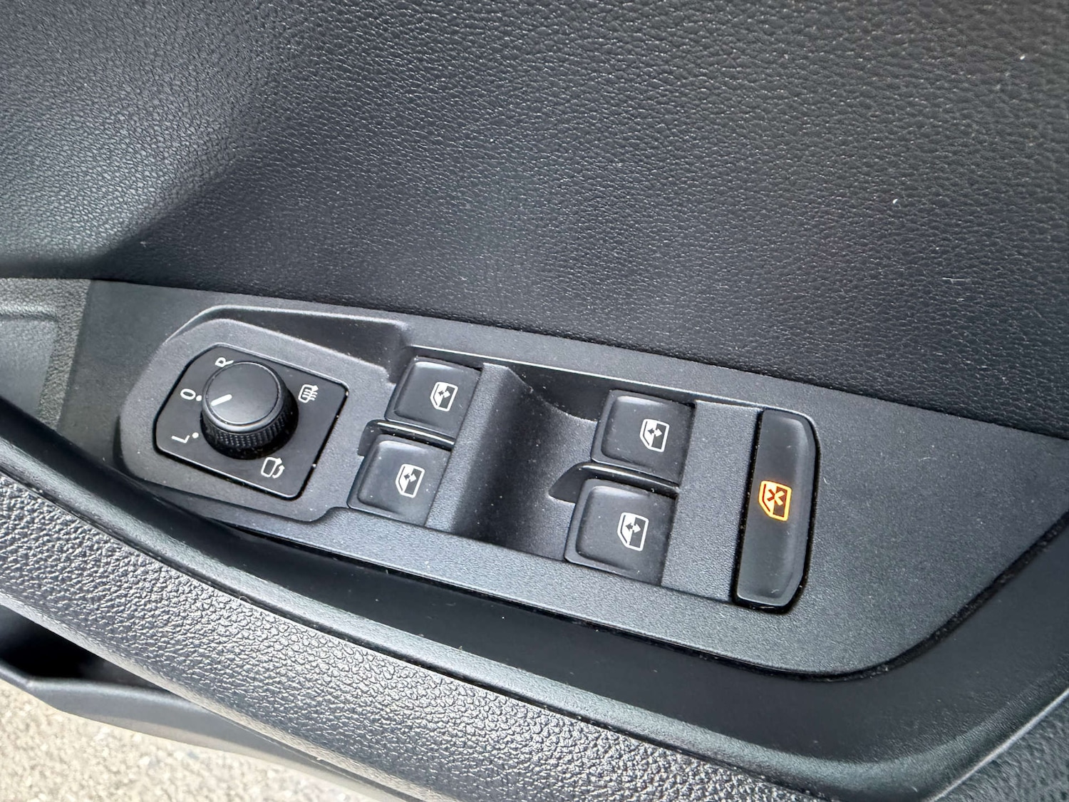 Used Skoda Karoq 2018 for sale - 76618144: Photo 11