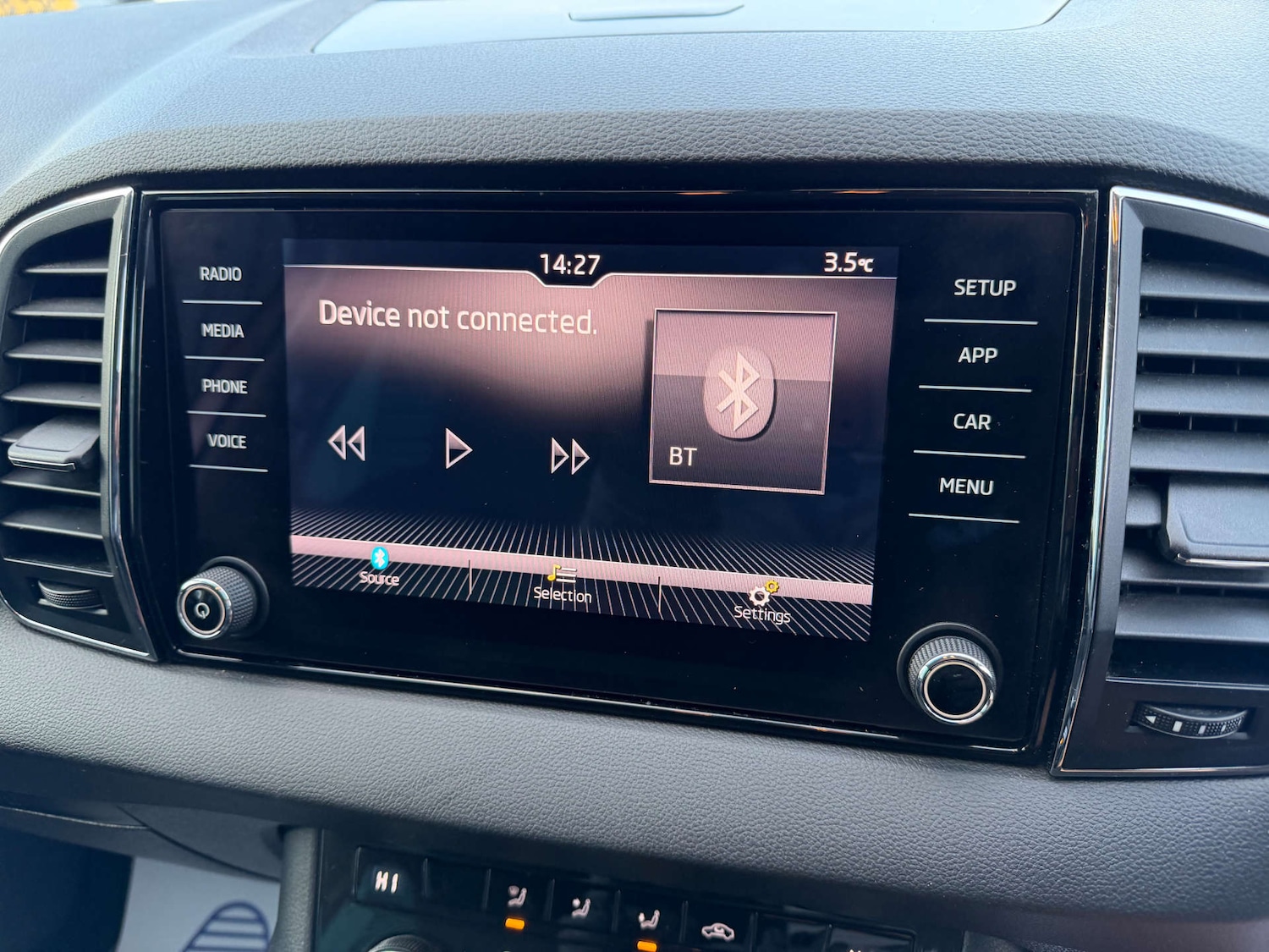 Used Skoda Karoq 2018 for sale - 76618144: Photo 15