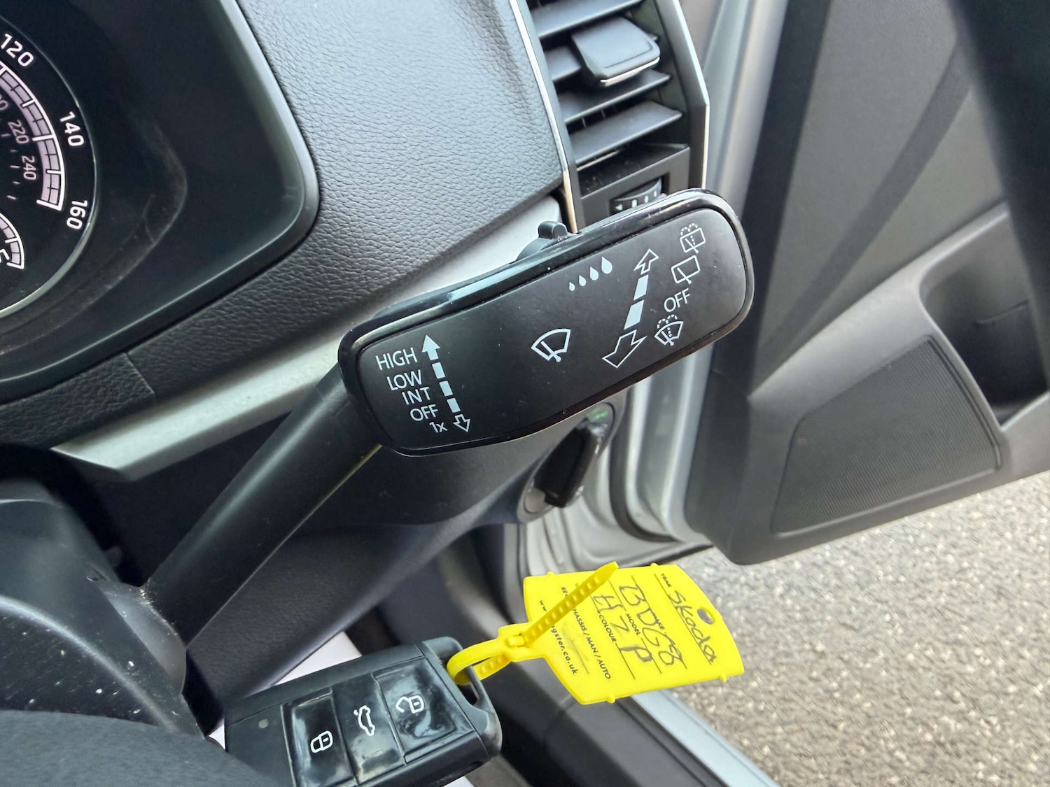 Used Skoda Karoq 2018 for sale - 76618144: Photo 17