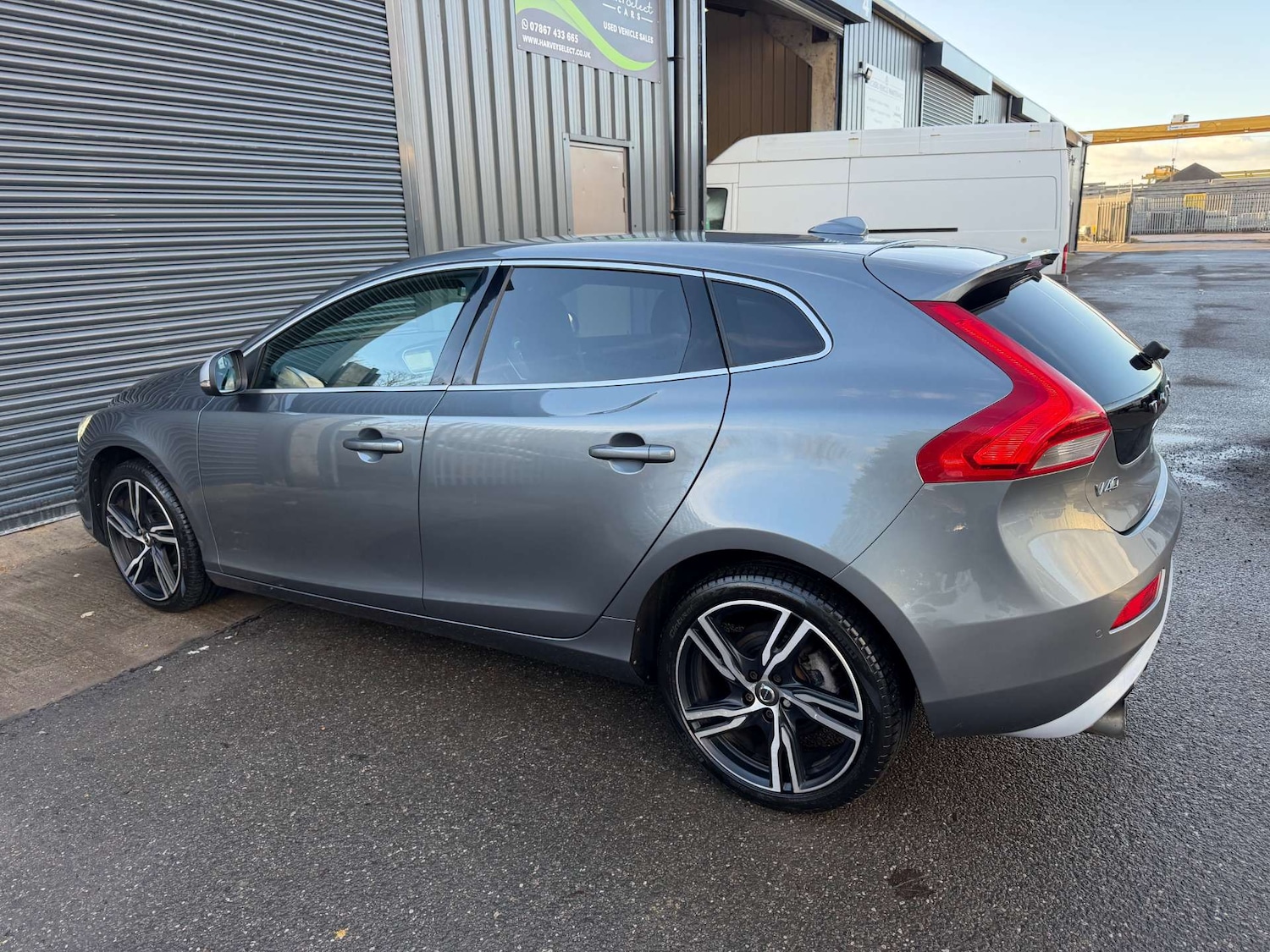 Used Volvo V40 2016 for sale - 77125186: Photo 24