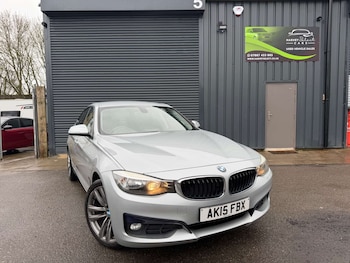 Used BMW 3 Series 2015 for sale - 77594855: Photo