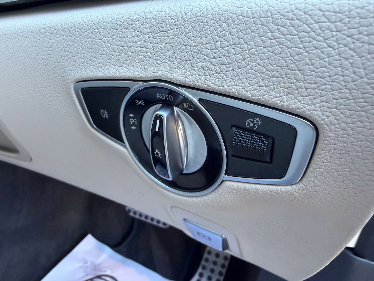 Used Mercedes-Benz CLS 2019 for sale - 77542692: Photo 7