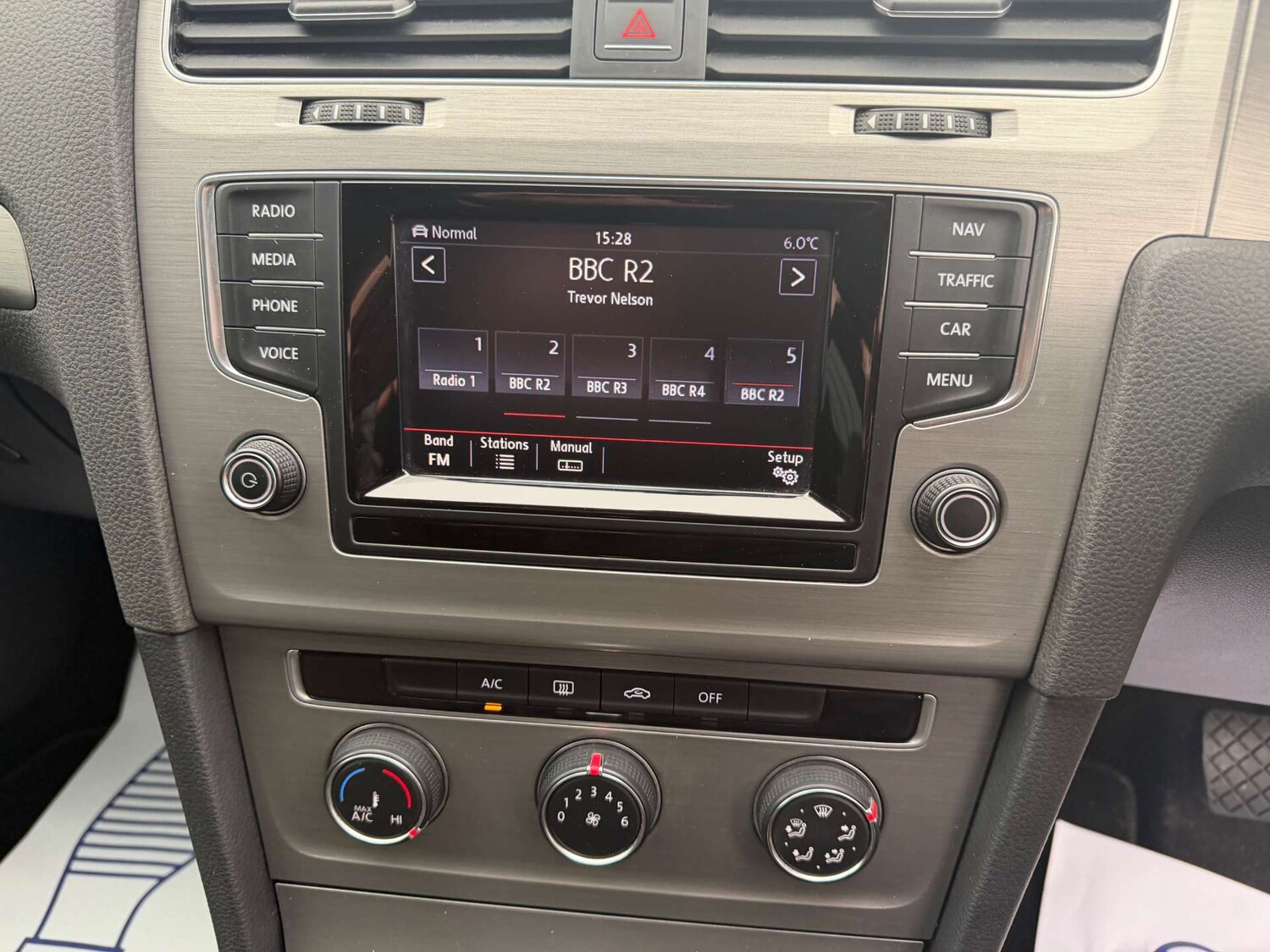 Used Volkswagen Golf 2014 for sale - 77594851: Photo 11