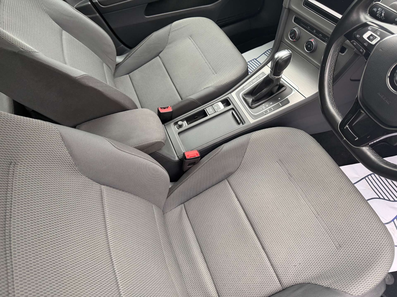 Used Volkswagen Golf 2014 for sale - 77594851: Photo 21