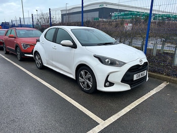 Used Toyota Yaris 2024 for sale - 77299361: Photo