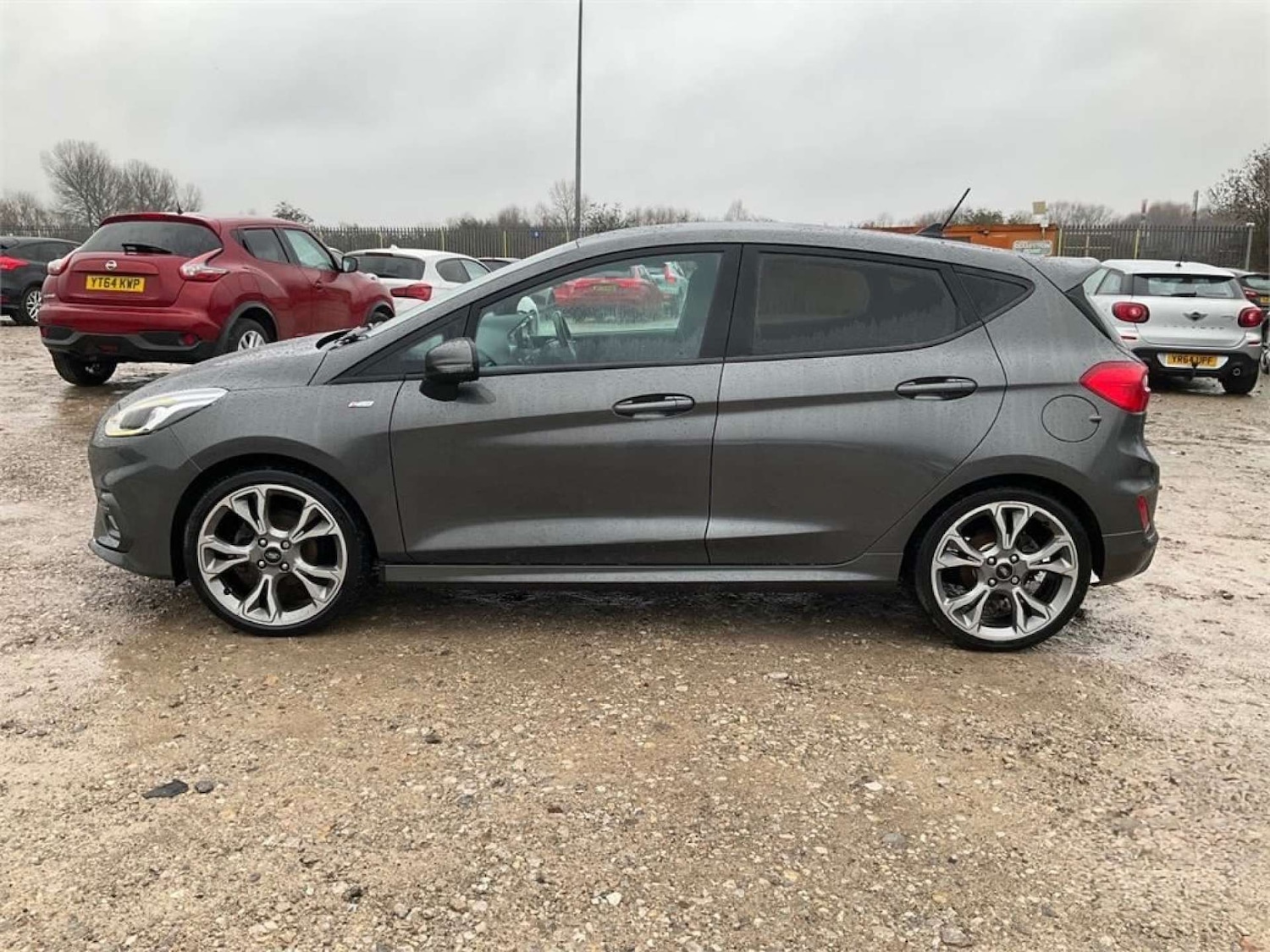 Used Ford Fiesta 2020 for sale - 77310965: Photo 2