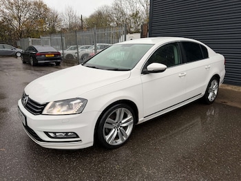 Used Volkswagen Passat 2014 for sale - 76481420: Photo