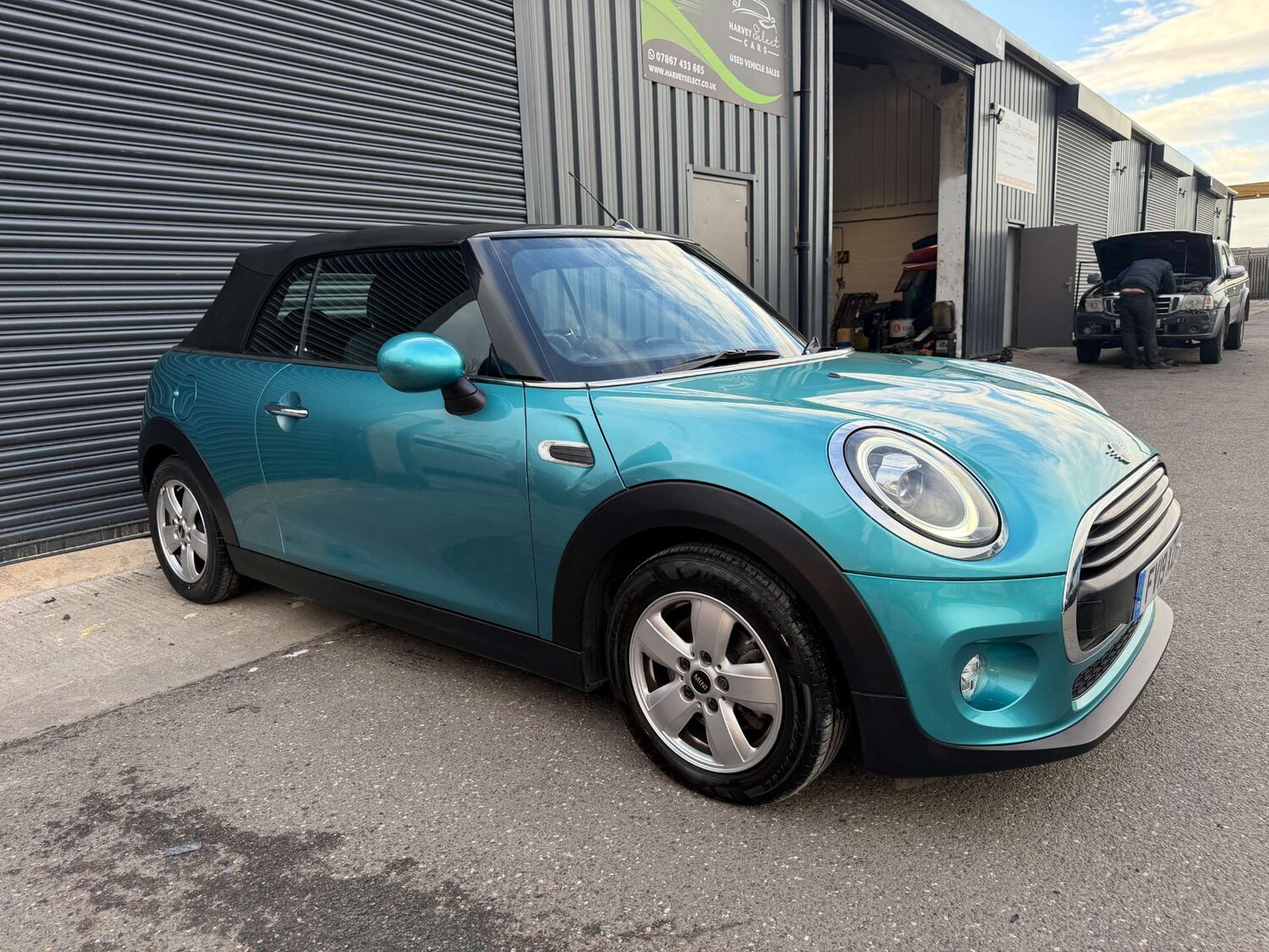 Used MINI Convertible 2019 for sale - 76618867: Photo 13