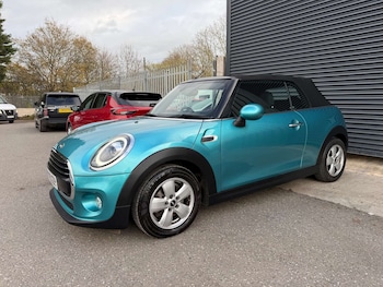 Used MINI Convertible 2019 for sale - 76618867: Photo