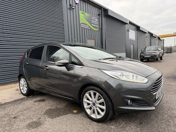 Used Ford Fiesta 2015 for sale - 76595232: Photo