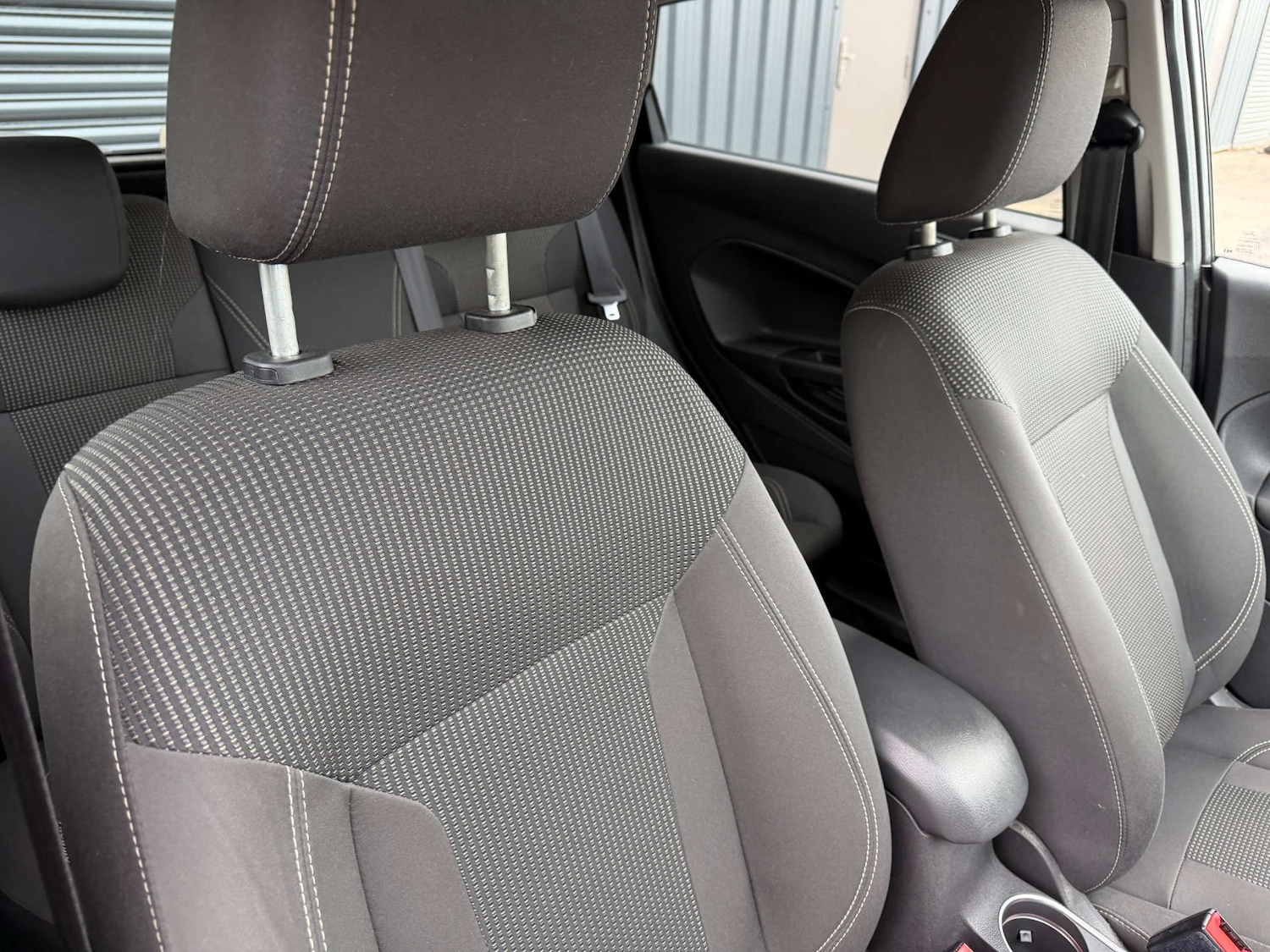 Used Ford Fiesta 2015 for sale - 76595232: Photo 8