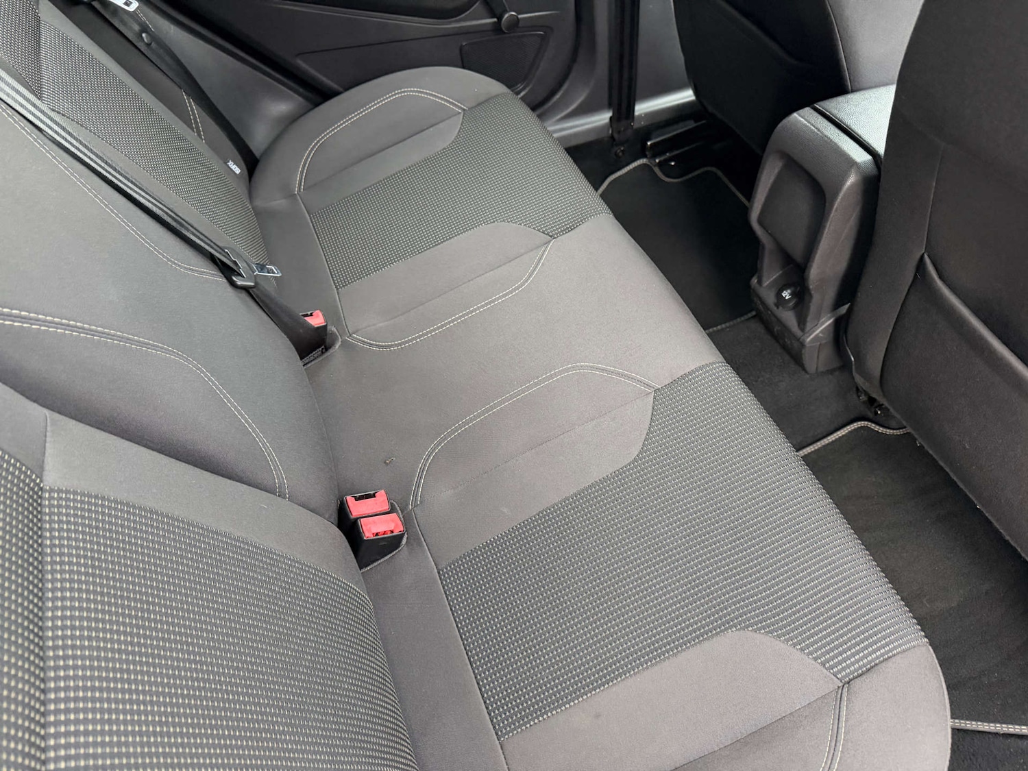 Used Ford Fiesta 2015 for sale - 76595232: Photo 9