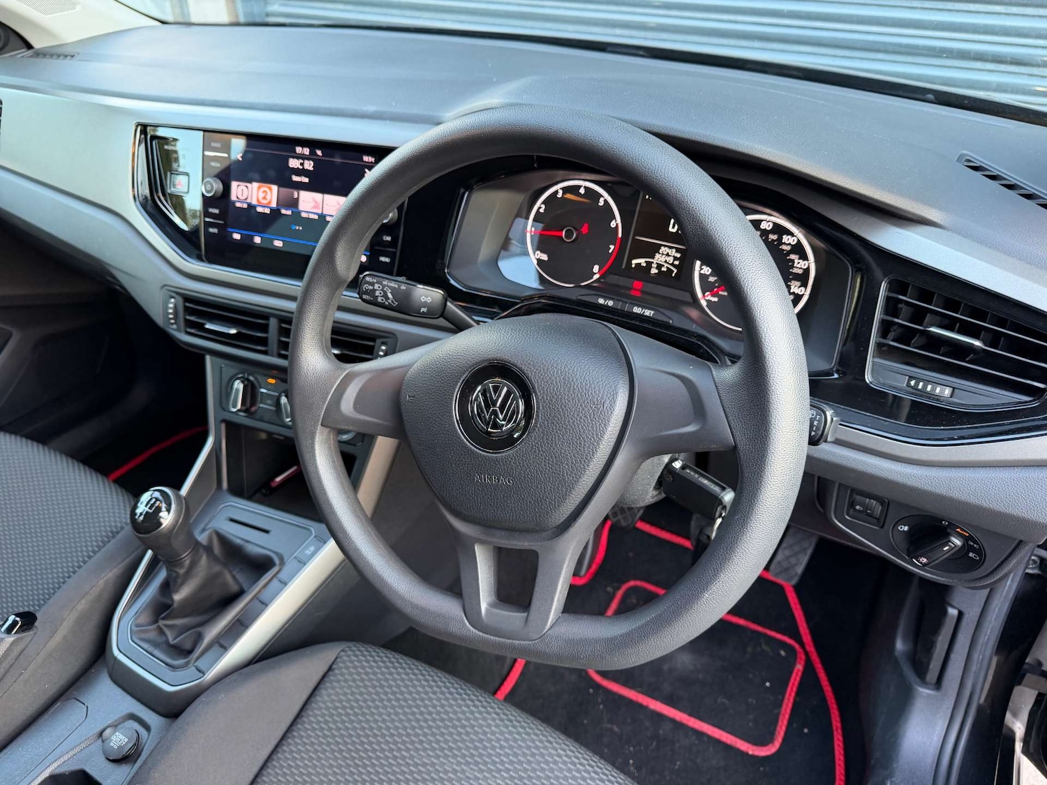 Used Volkswagen Polo 2018 for sale - 76600847: Photo 10