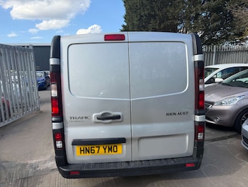 Used Renault Trafic 2017 for sale - 78228117: Photo