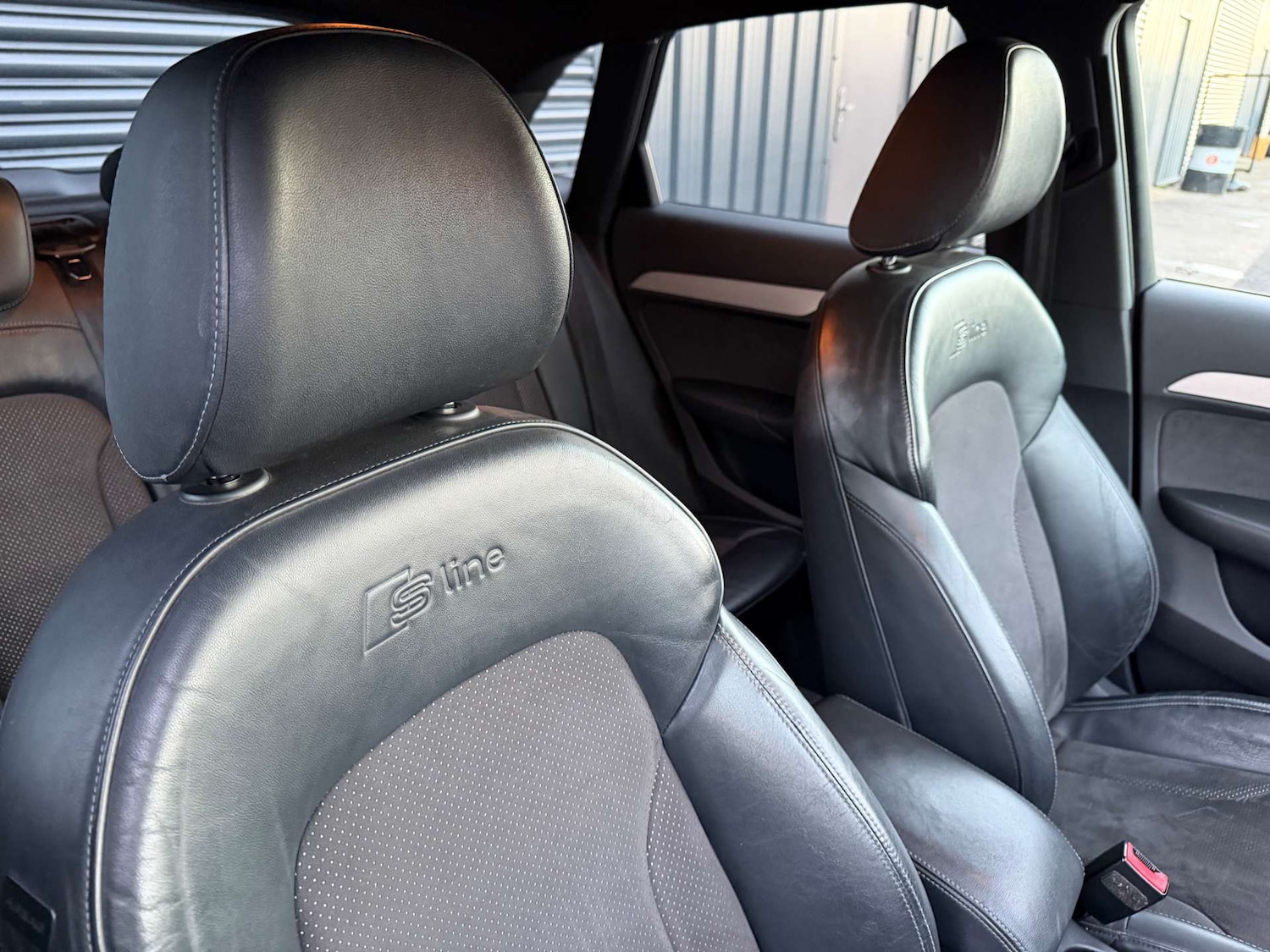 Used Audi Q3 2014 for sale - 77022370: Photo 21