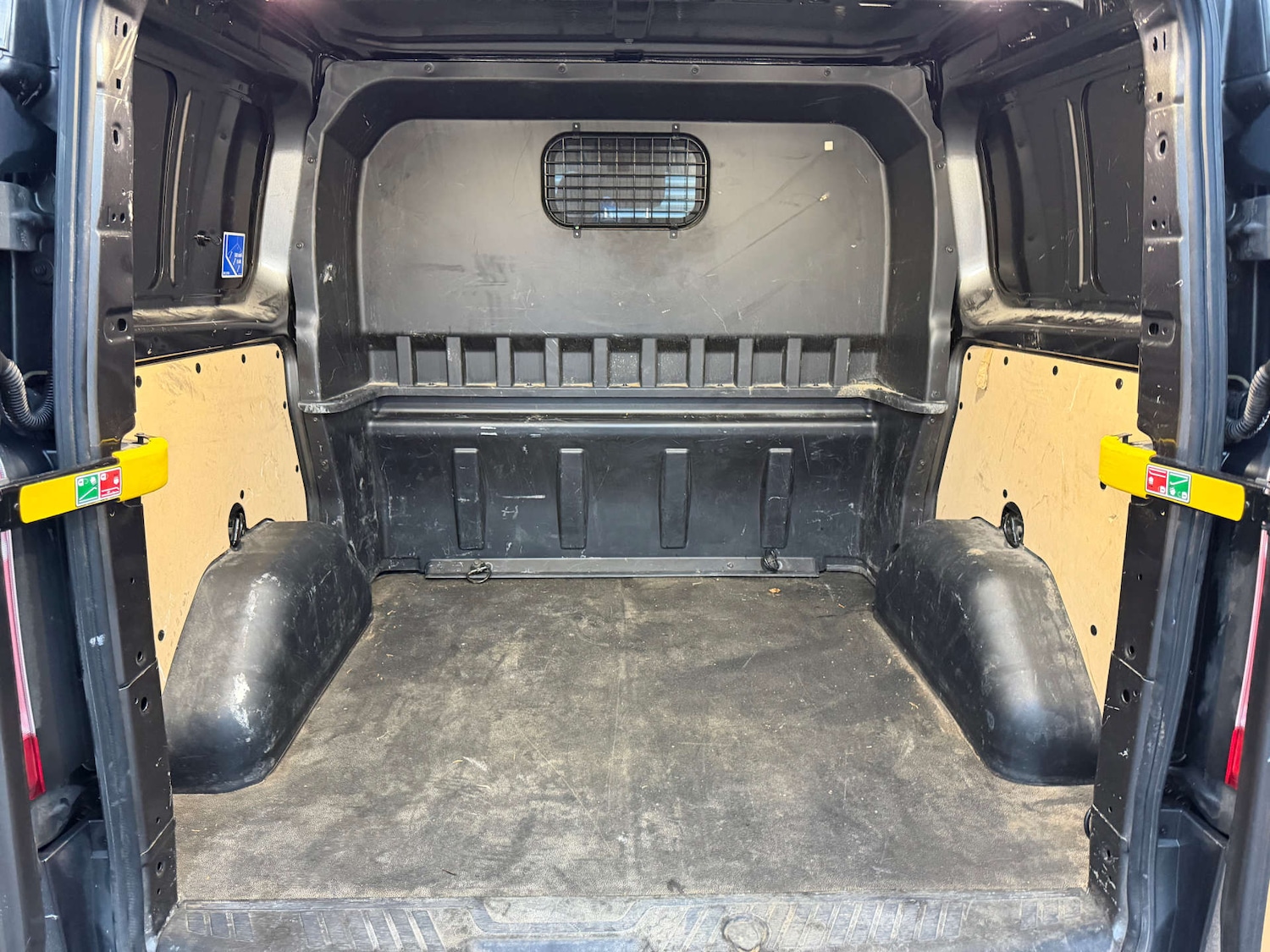 Used Ford Transit Custom 2020 for sale - 76934877: Photo 10