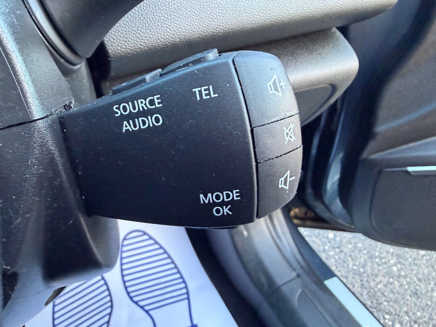 Used Renault Megane 2017 for sale - 76892328: Photo 14