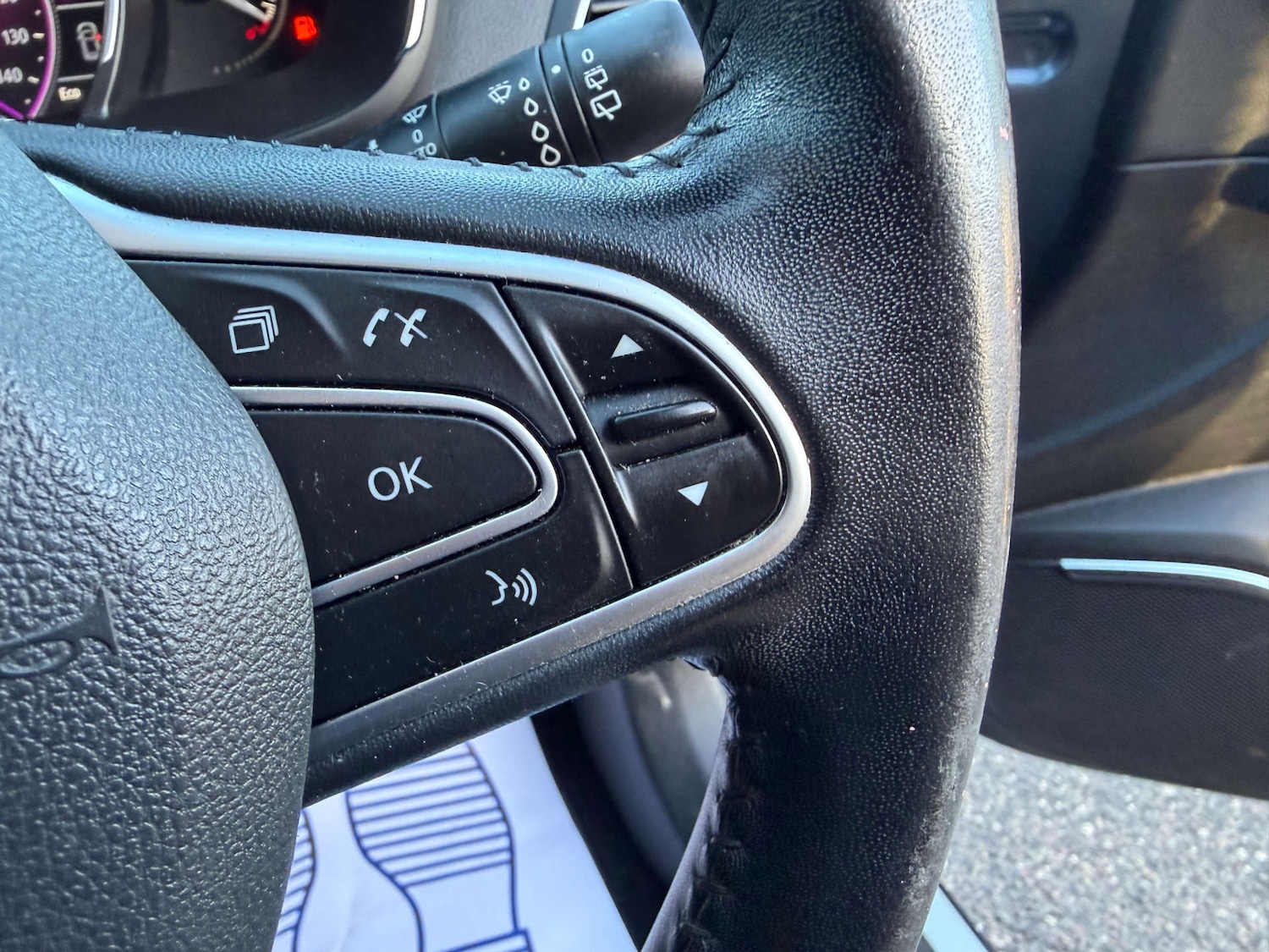 Used Renault Megane 2017 for sale - 76892328: Photo 16